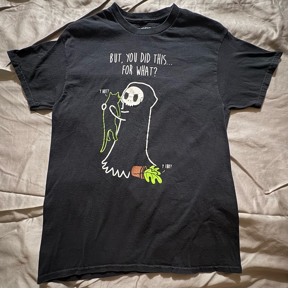 Hot Topic Medium Black Reaper Tshirt Gothic Goth Funny Cat Did This For What